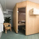 Appartementhaus Binzer Sterne 11 *
