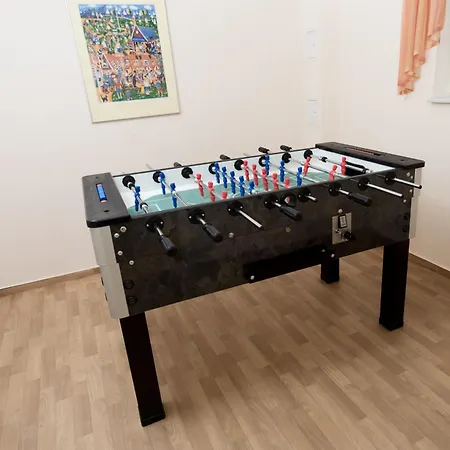 Appartementhaus Binzer Sterne 11 宾茨