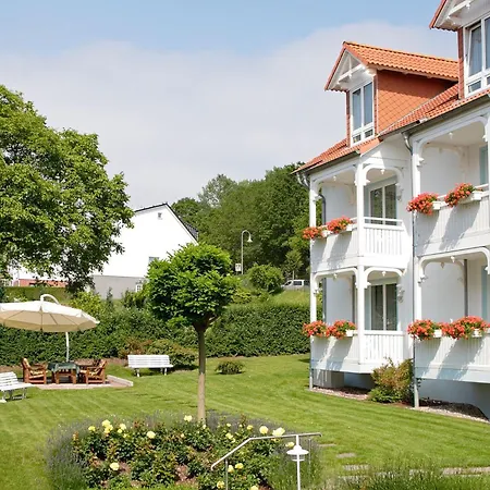 Appartementhaus Binzer Sterne 11 宾茨